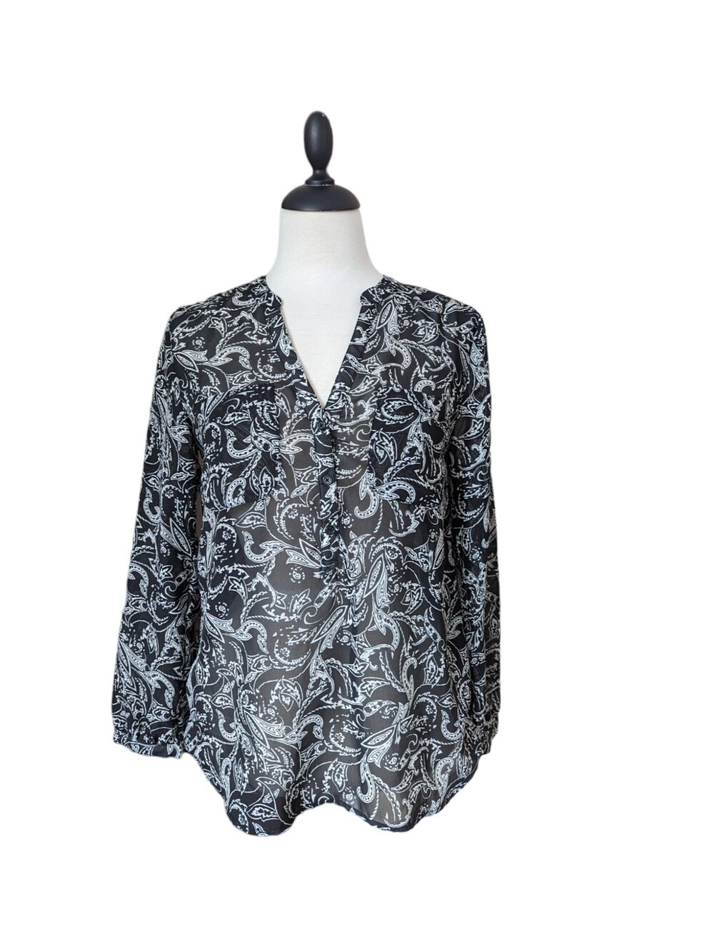 Gap Black and White Floral Sheer Blouse Size S